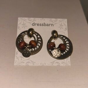 NWT Dress Barn pair of earrings